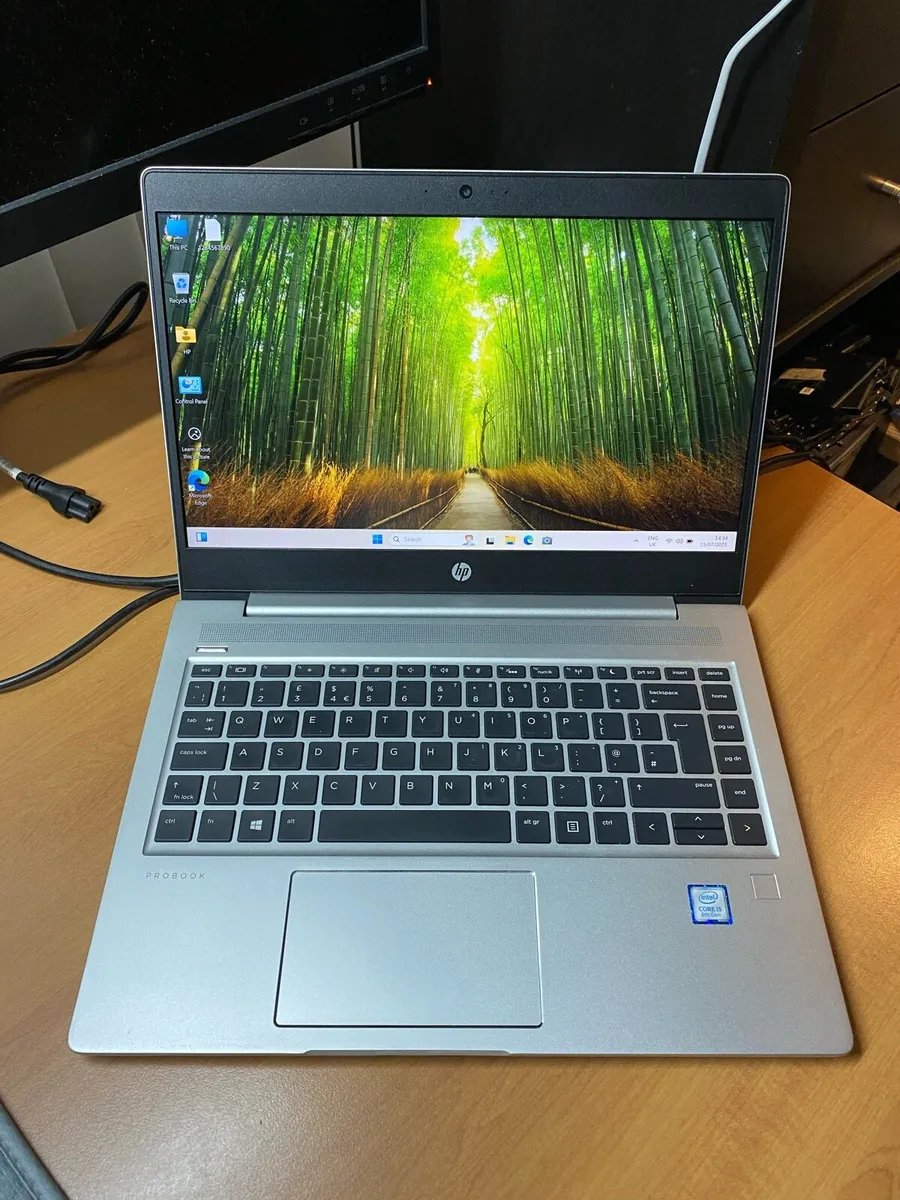 Hp laptop i5 pro 16-512 ssd win 11 pro - Image 1