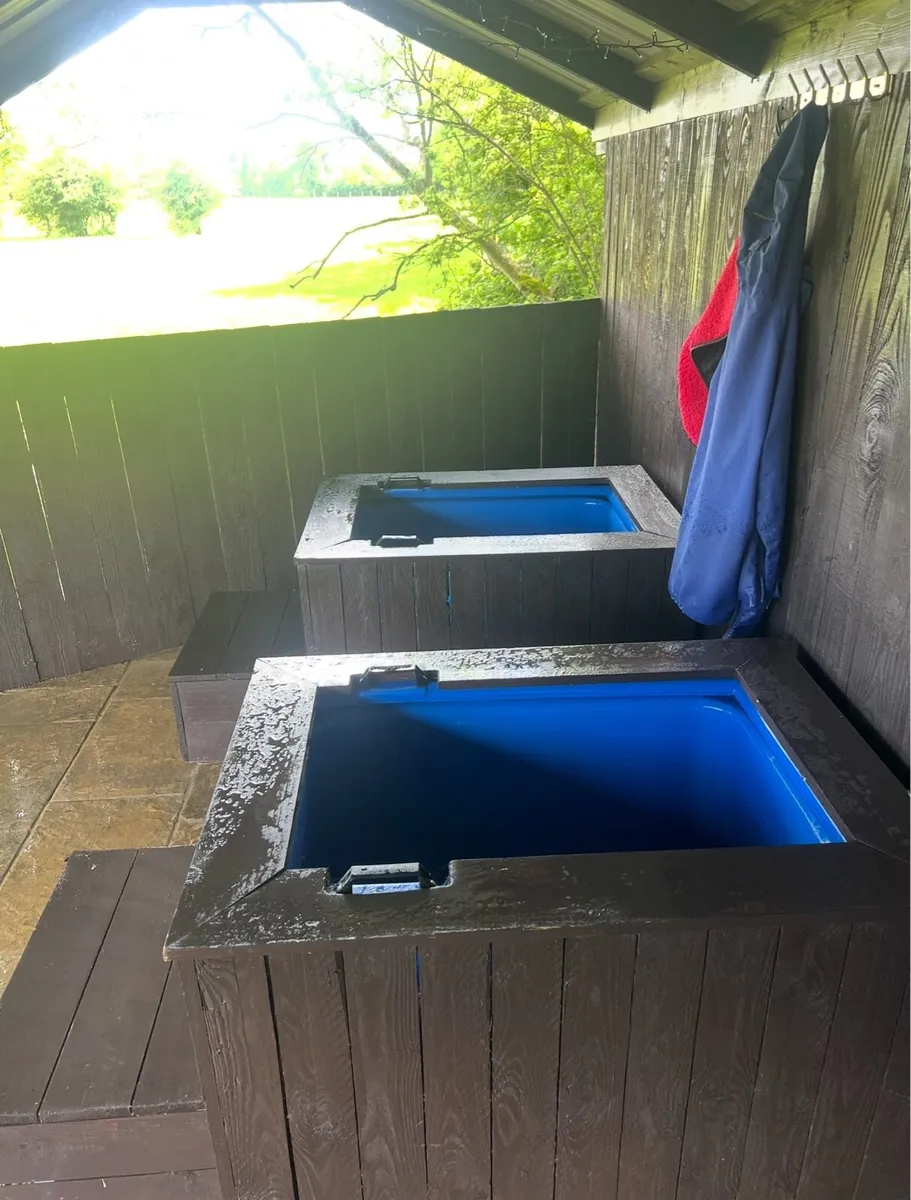 2 x Sturdy Ice baths with covers, steps & Frames - Image 1