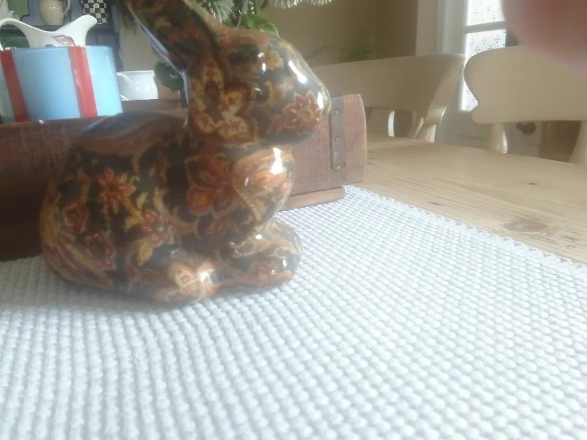 VINTAGE 1970' s PAISLEY CERAMIC RABBIT ORNAMENT - Image 2