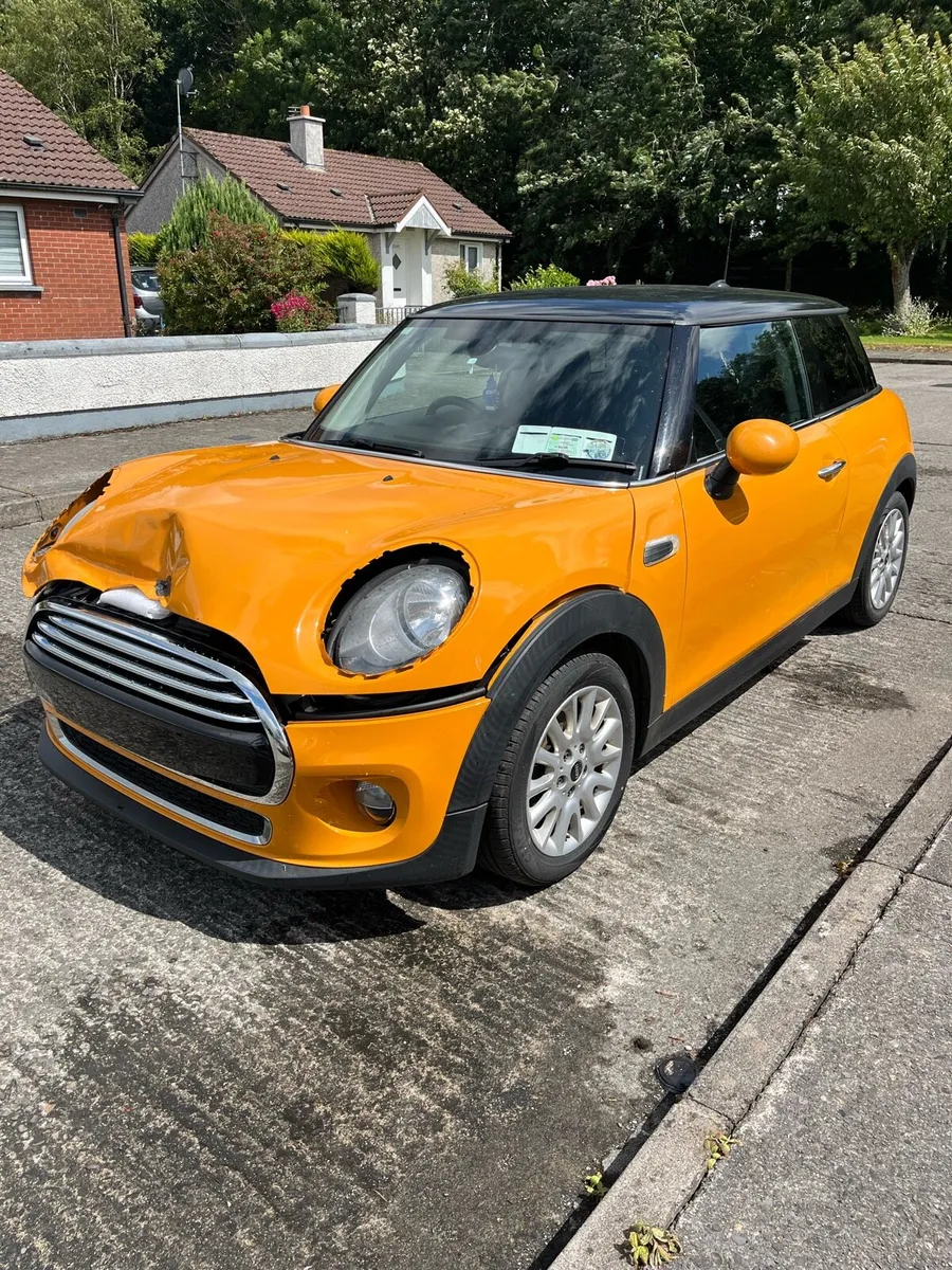 2014 Mini Cooper sport - Image 3