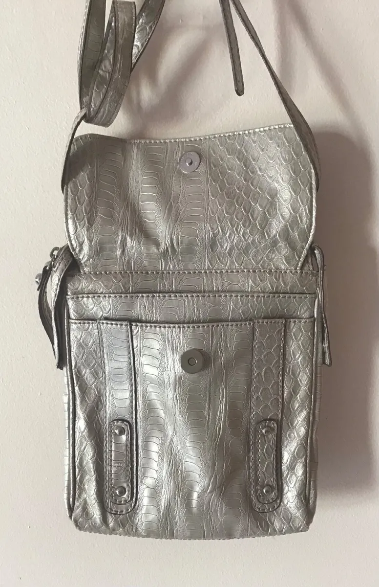Guess Bag - Image 2