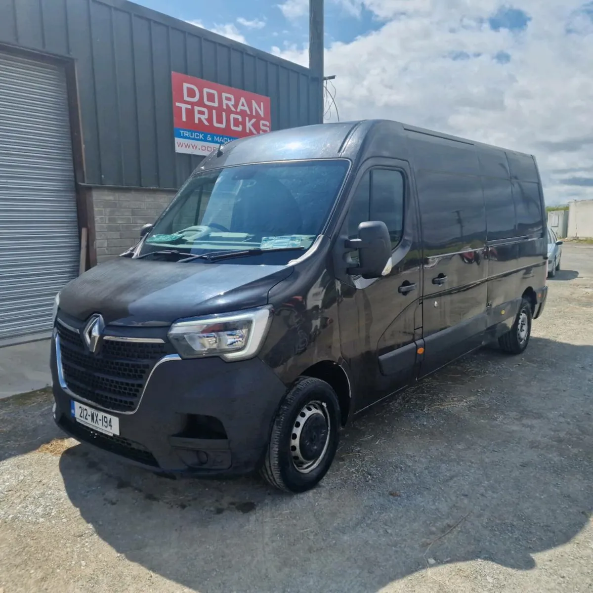 Renault Master Red edition FWD - Image 1