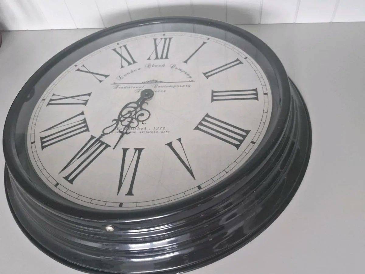 Clock - Image 2