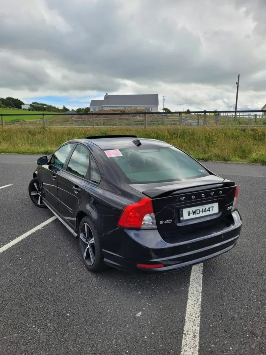 Volvo S40 2011 R-Design D2 - Image 3