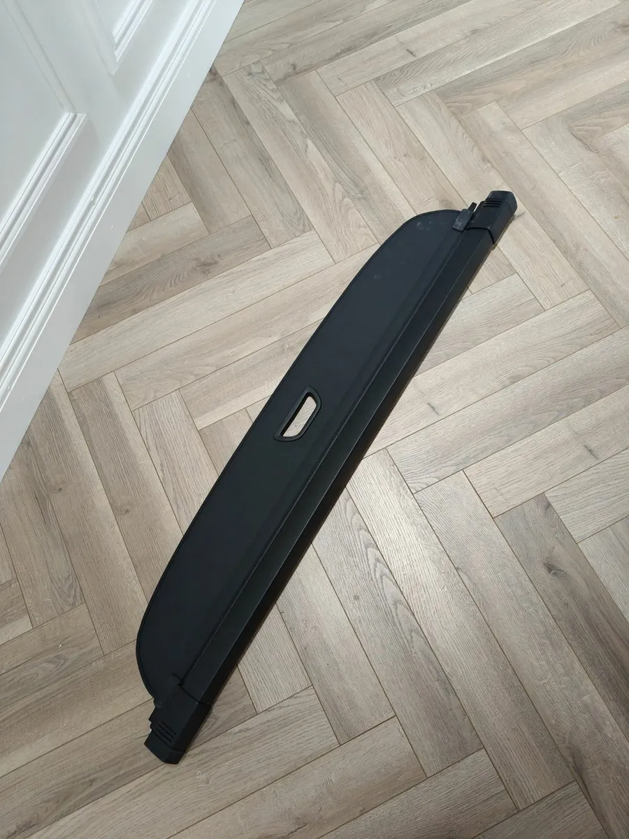 Mercedes Benz boot cover