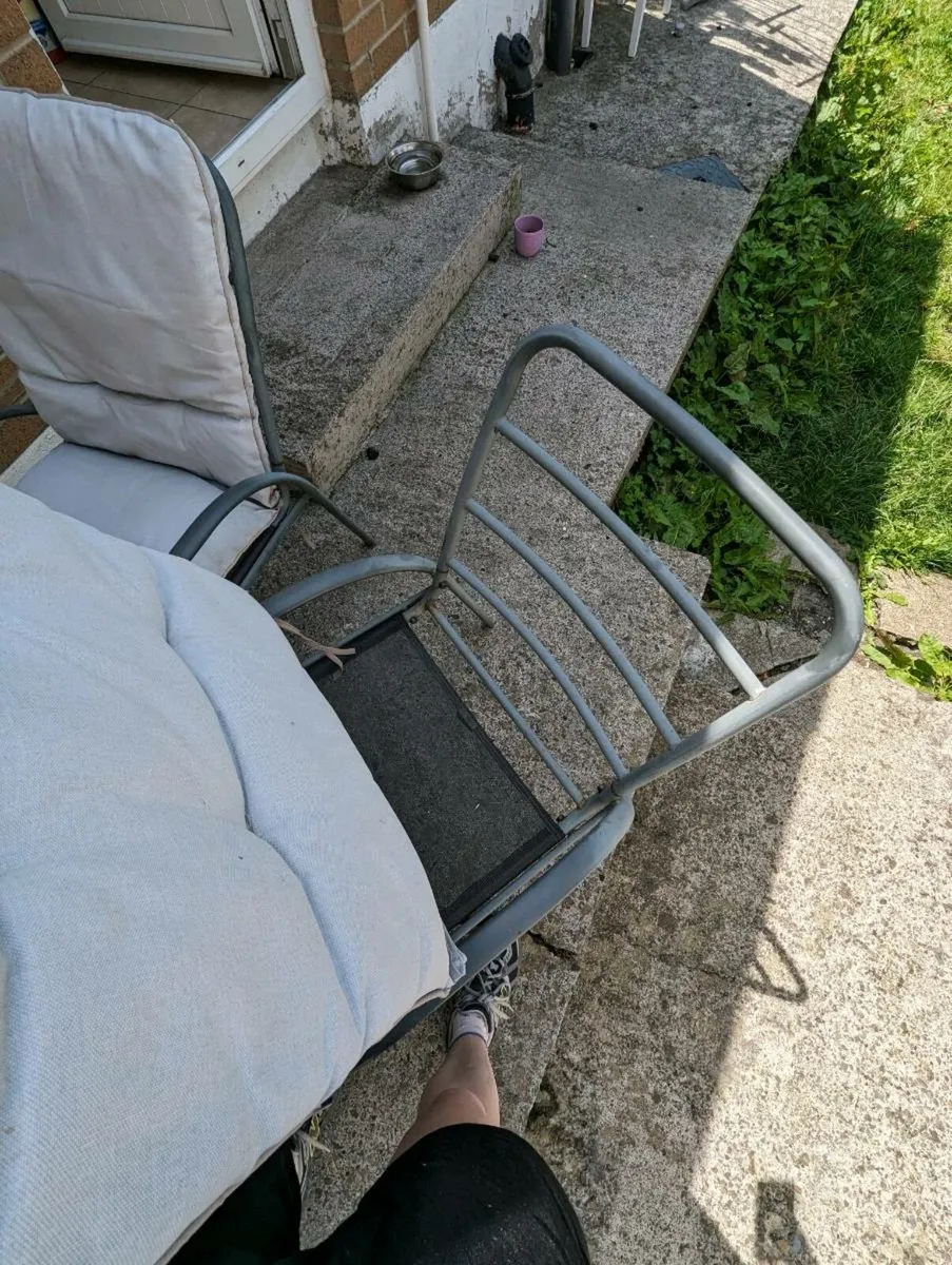 Garden furniture - Image 2
