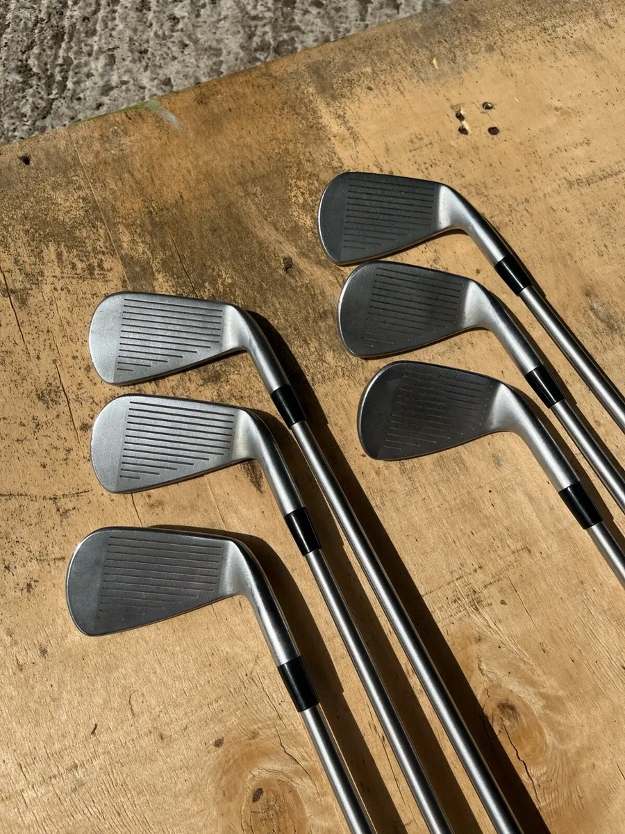 Mizuno jpx 900 left hand irons - Image 2