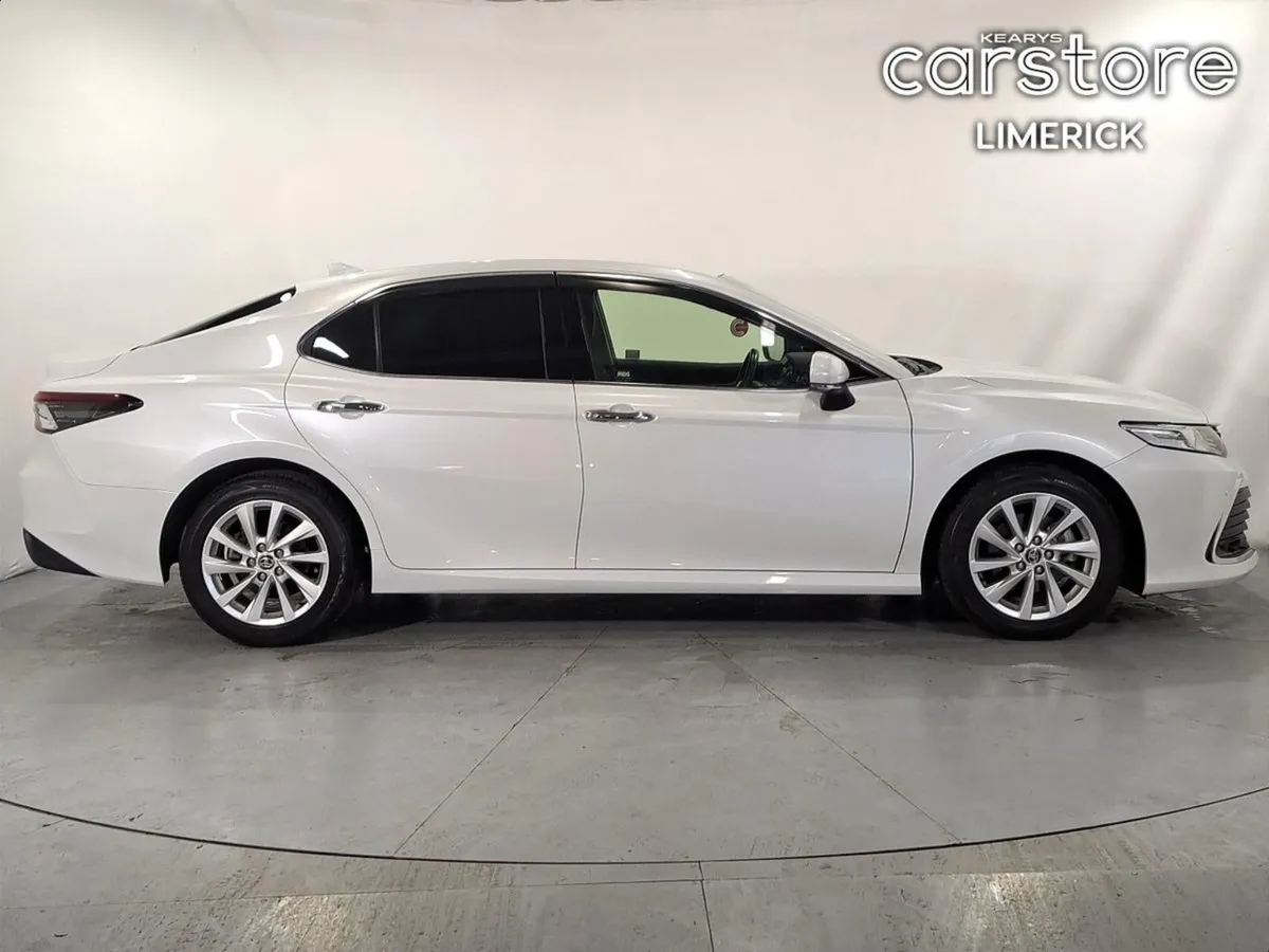 Toyota Camry 2.5 Petrol Hybrid Auto - Image 2