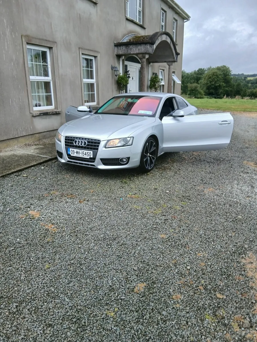 Audi A5 2009 - Image 2