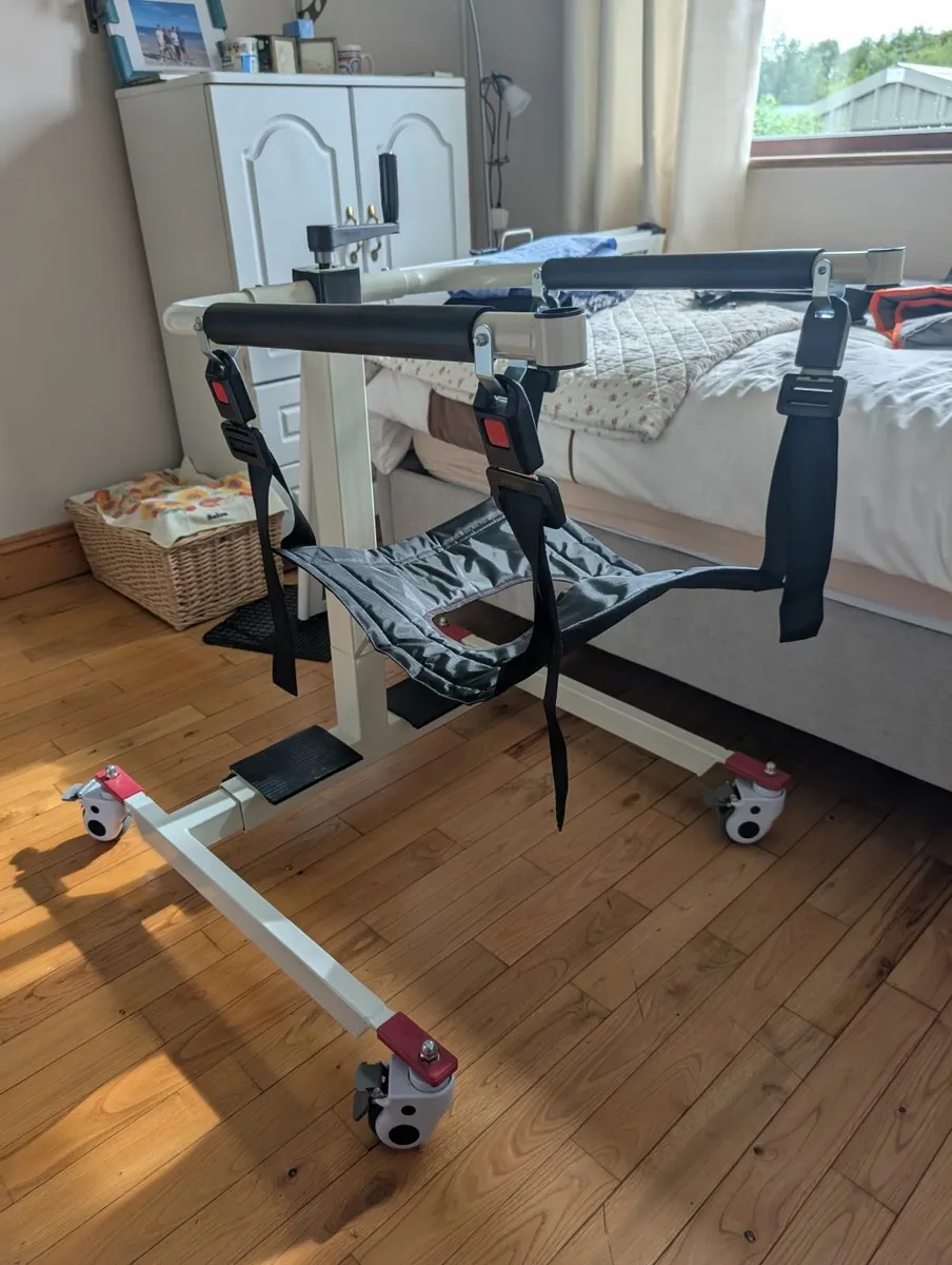 Lift Transfer Chair / Hoist - Image 1