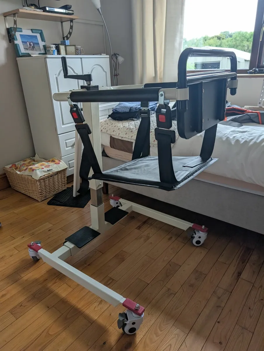 Lift Transfer Chair / Hoist - Image 4