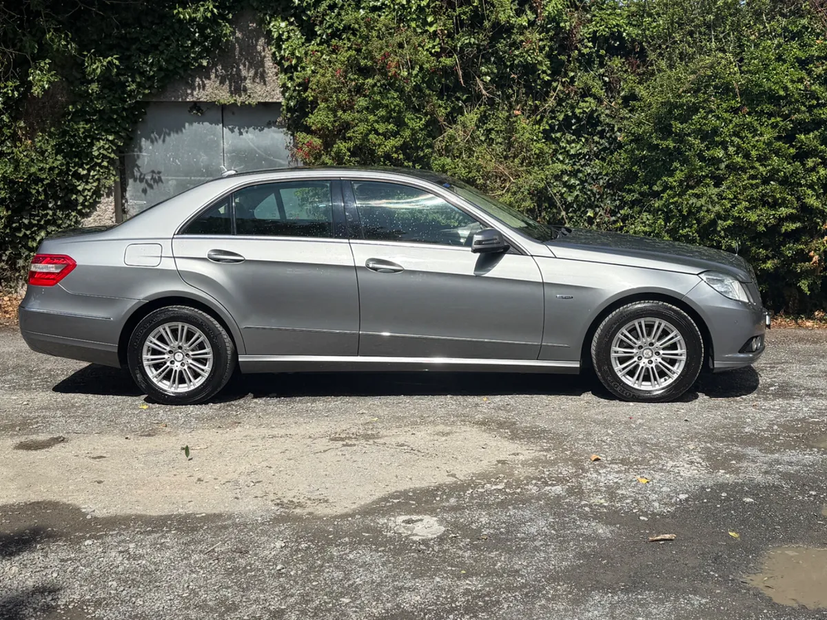 Mercedes E-Class Low Kms!! 175km - Image 3