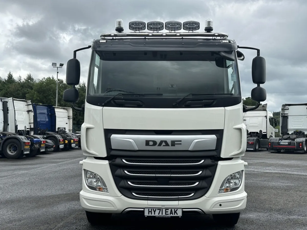 2021 (71) DAF CF 320 26 TON BEAVERTAIL - Image 2