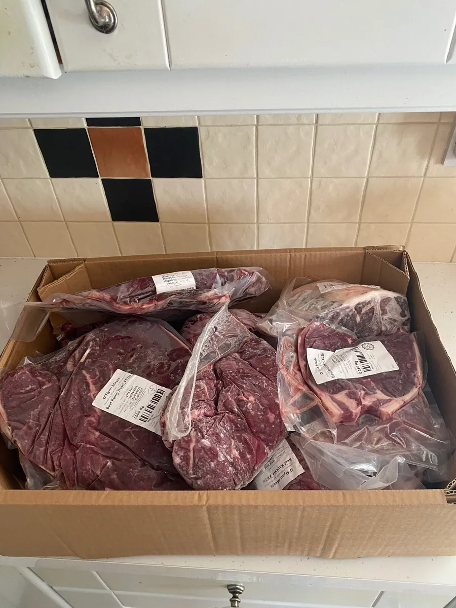 Piemontese Meat Boxes - Image 1
