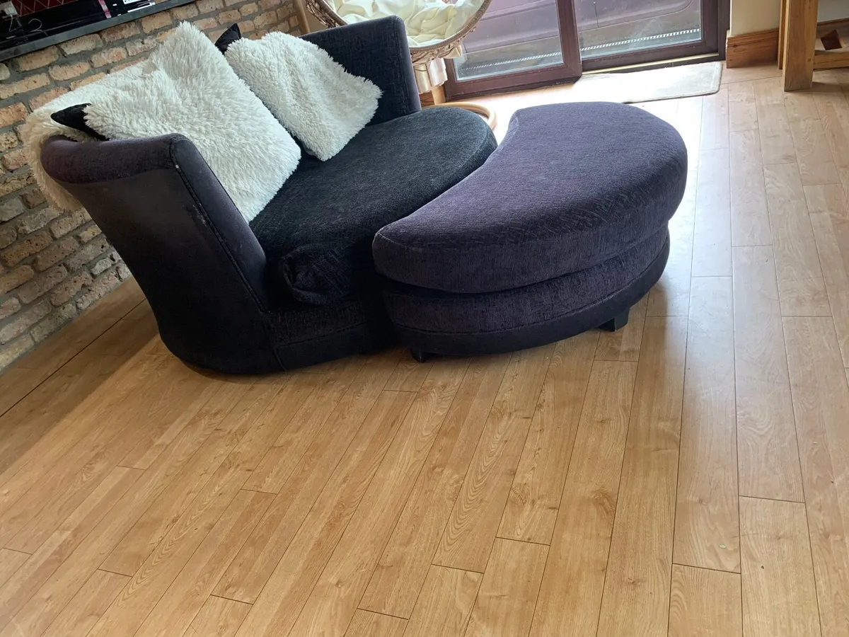SWIVEL ARMCHAIR & FOOTSTOOL - Image 3