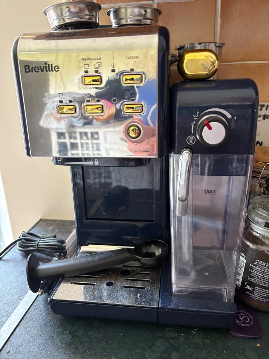 Breville Expresso Coffee Machine - Image 1