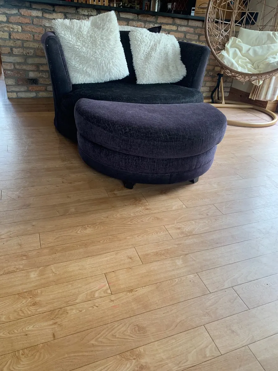SWIVEL ARMCHAIR & FOOTSTOOL - Image 4