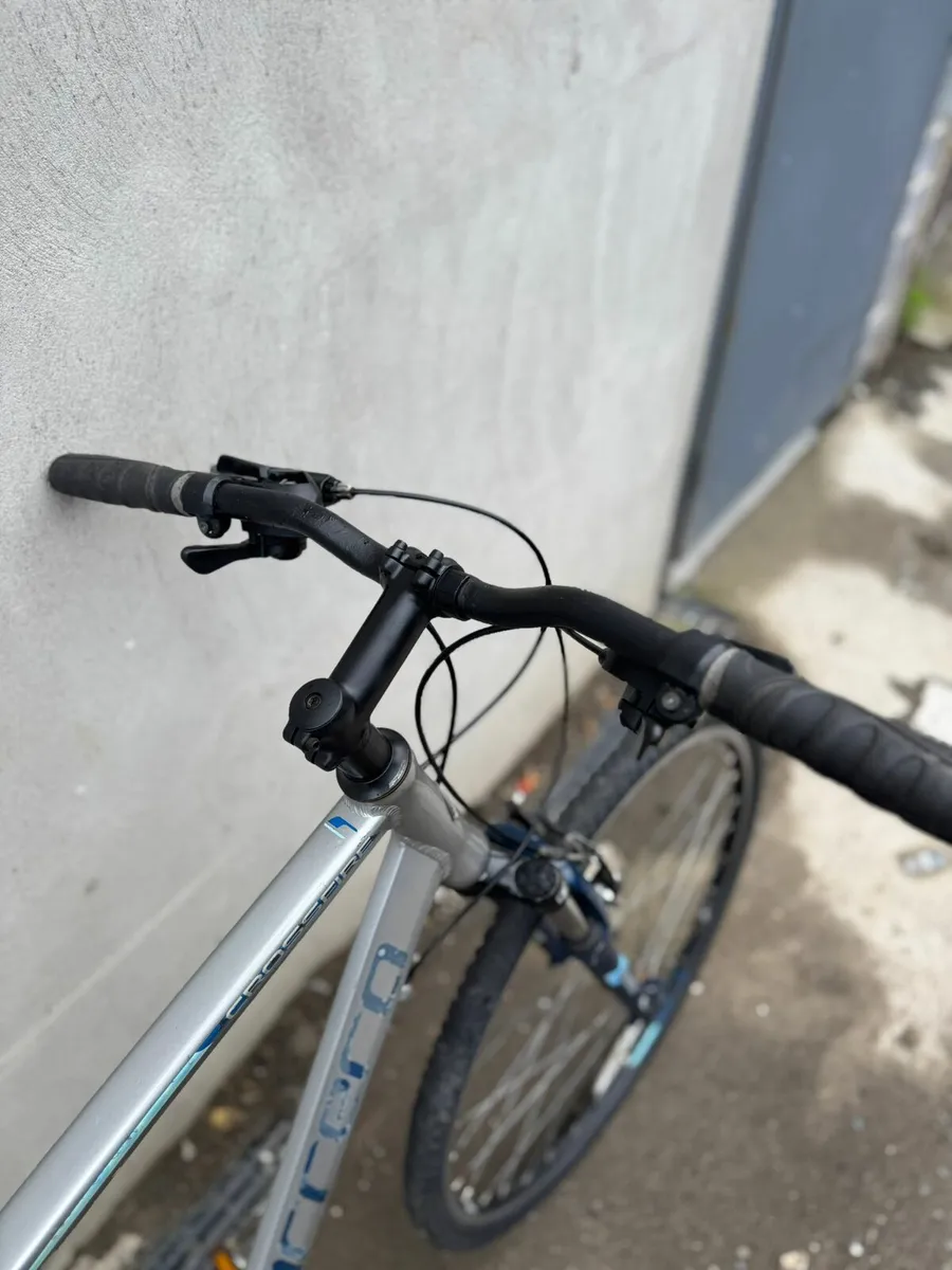 Carrera Hybrid Bike - Image 4