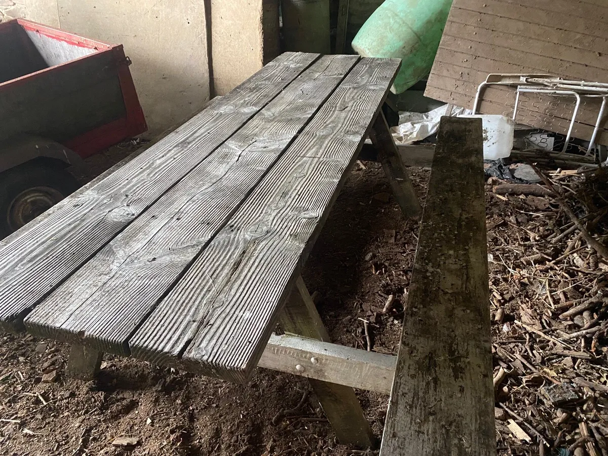 Picnic bench - Image 2