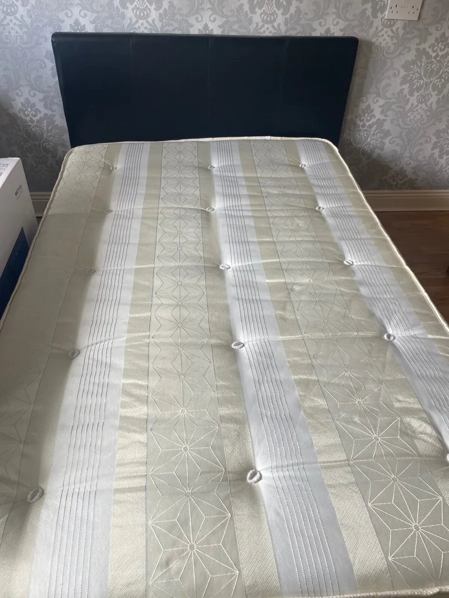 Nearly new bed - Image 1