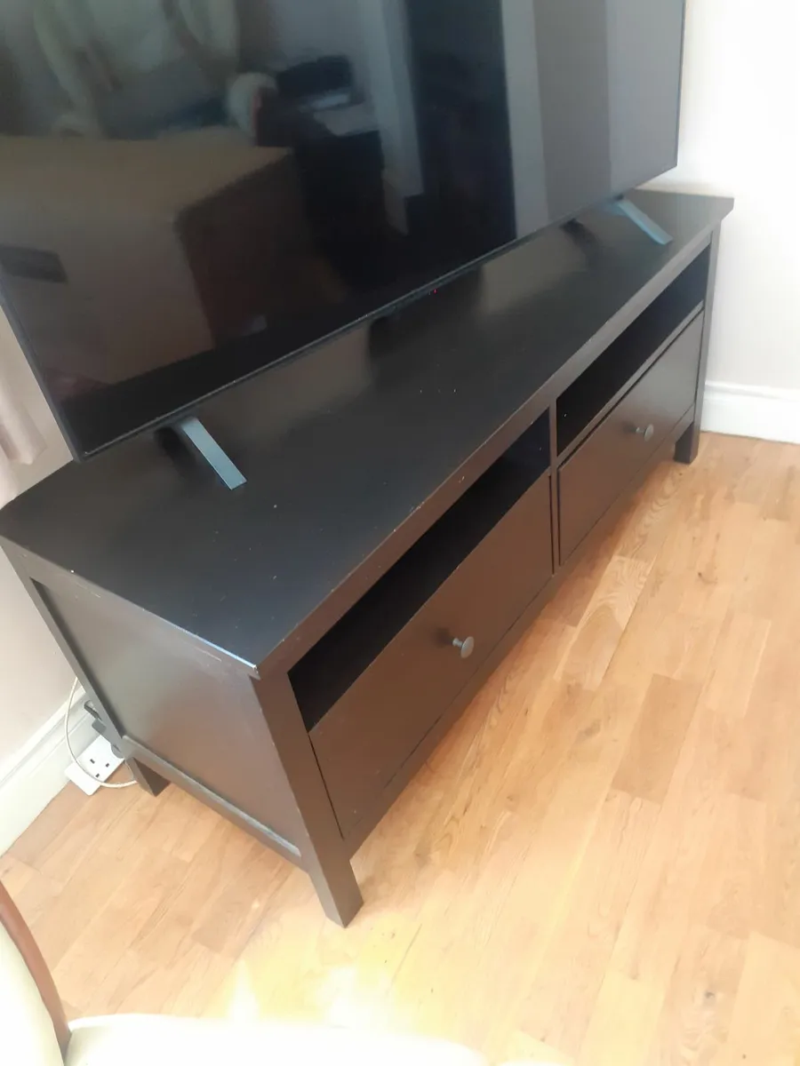 TV table - Image 1