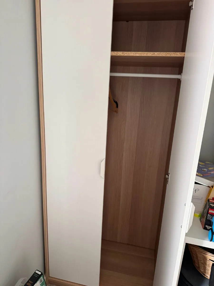 Wardrobe - Image 3
