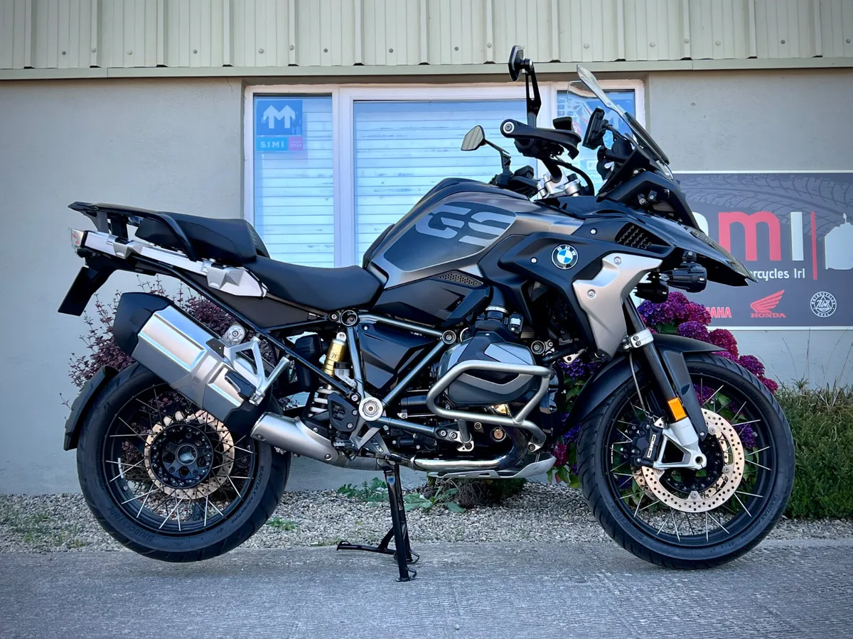 BMW R 1250 GS Triple Black @ AMI - Image 1
