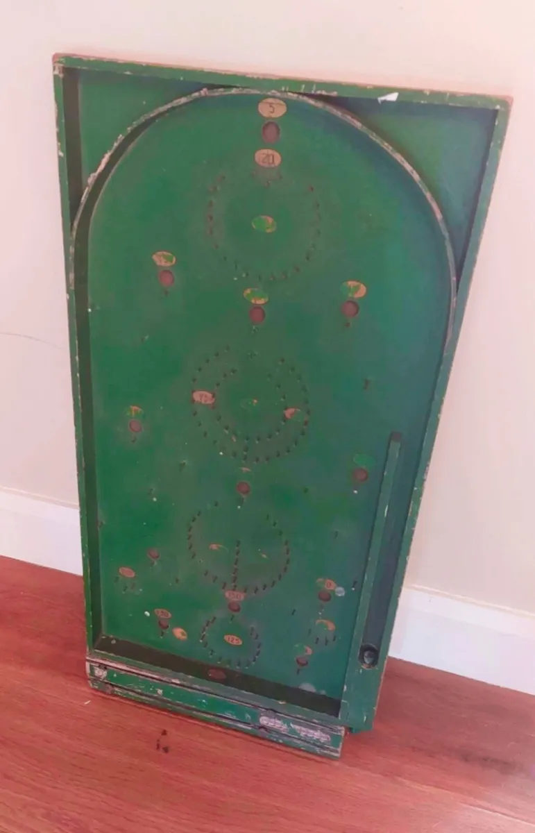 Antique pinball game - Image 1
