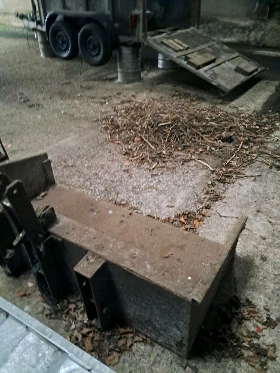 4 ft transport box - Image 1