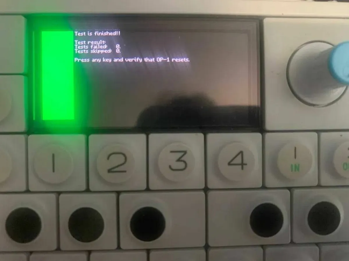 Teenage Engineering OP-1 - Image 2