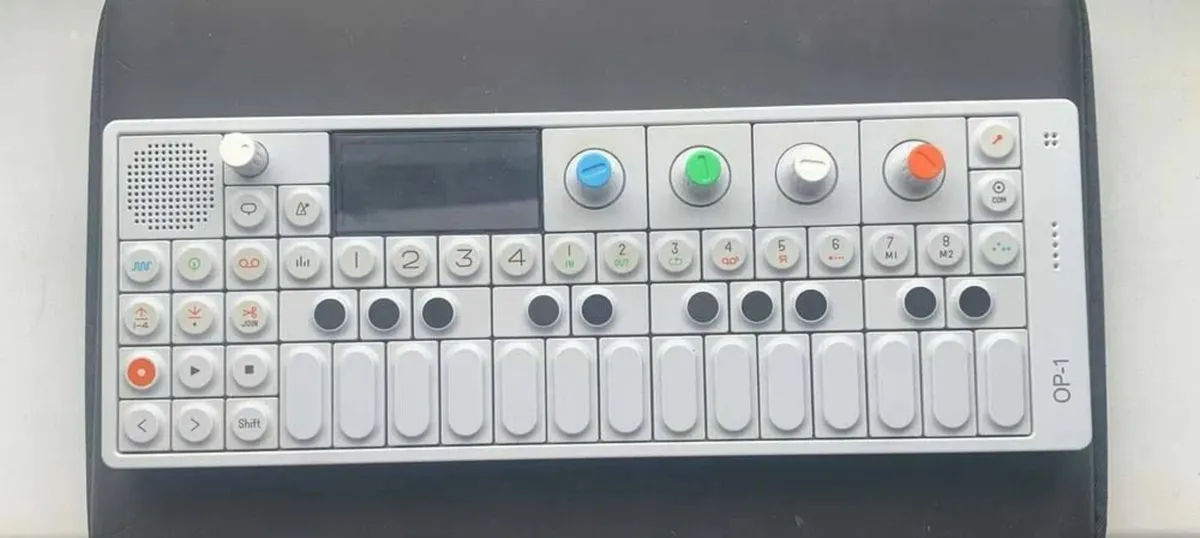 Teenage Engineering OP-1 - Image 3