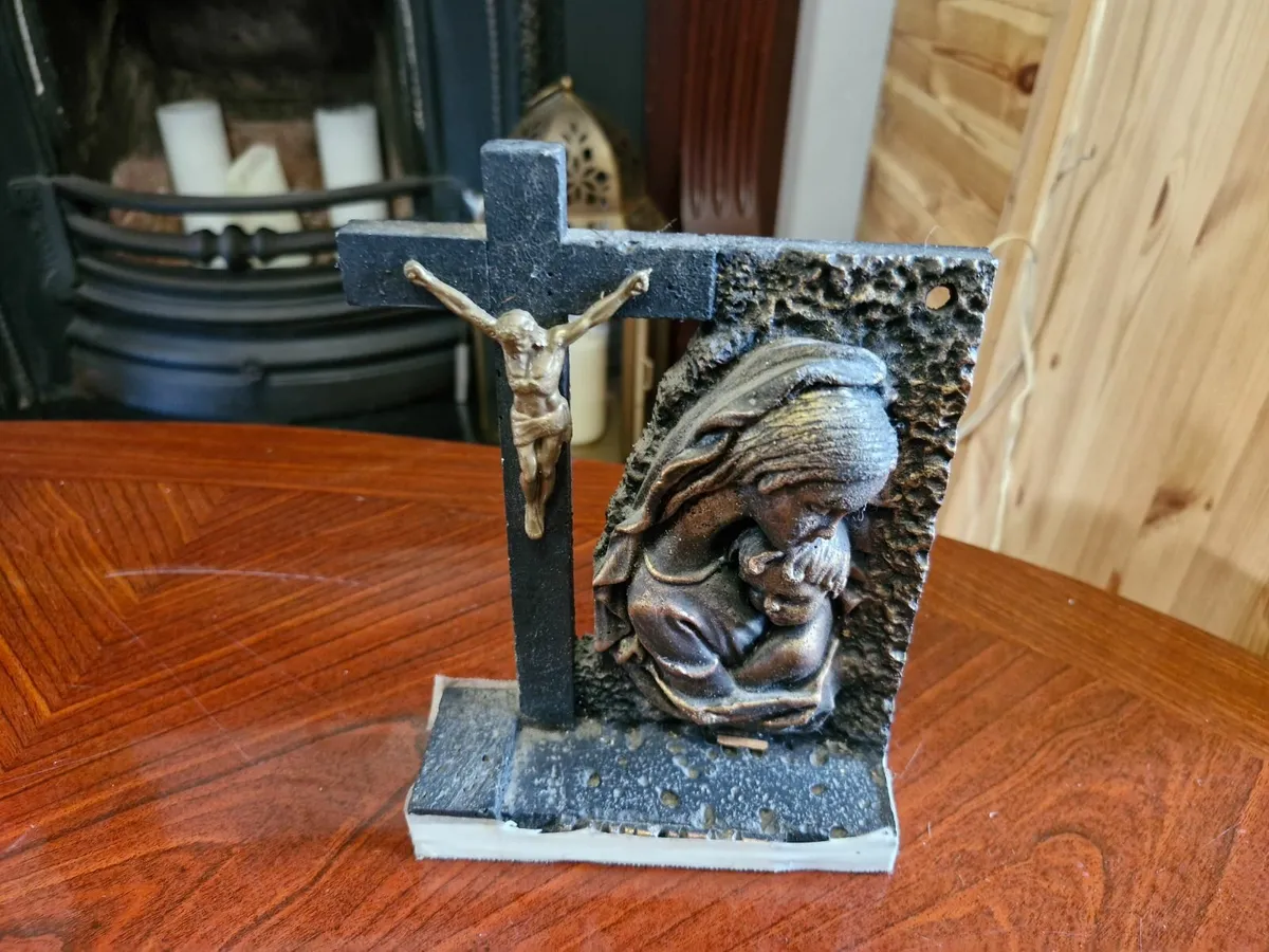 Religious ornaments - Image 2