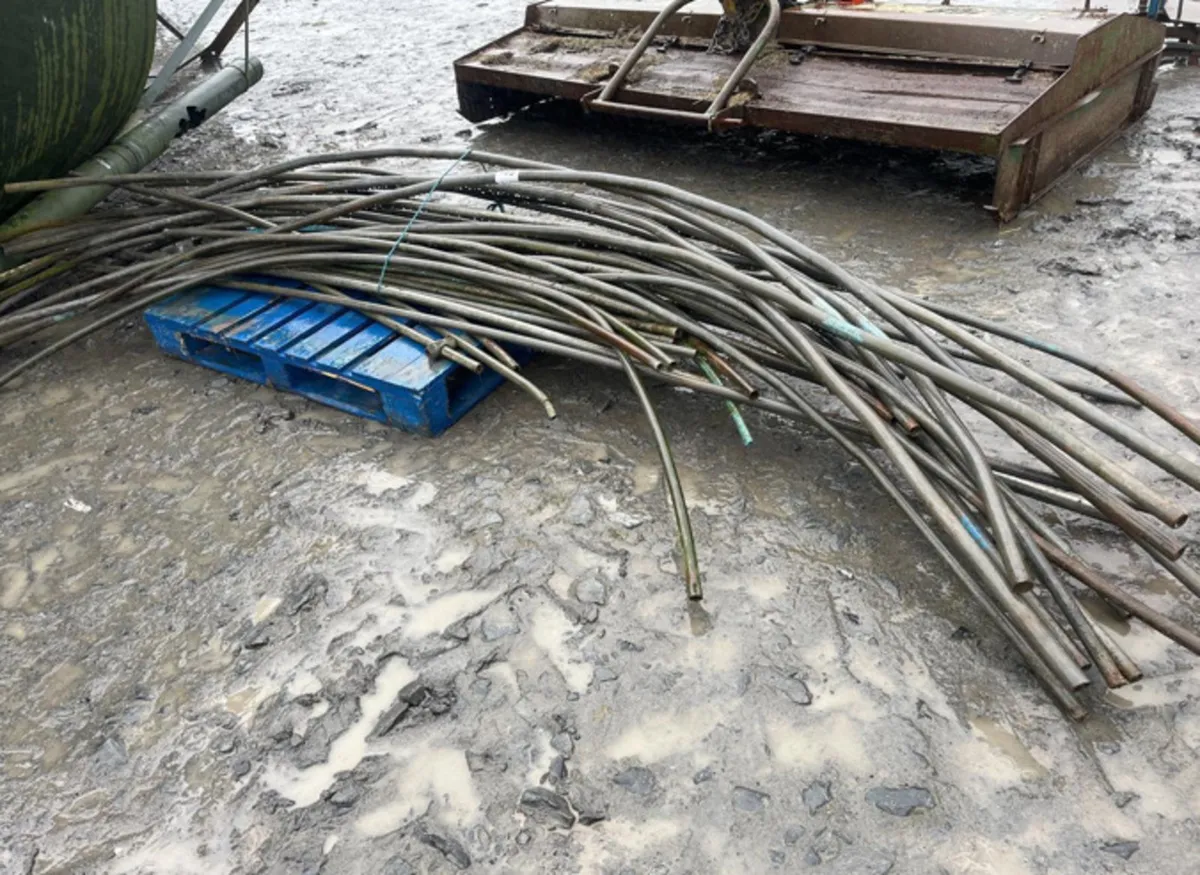 Poly tunnel