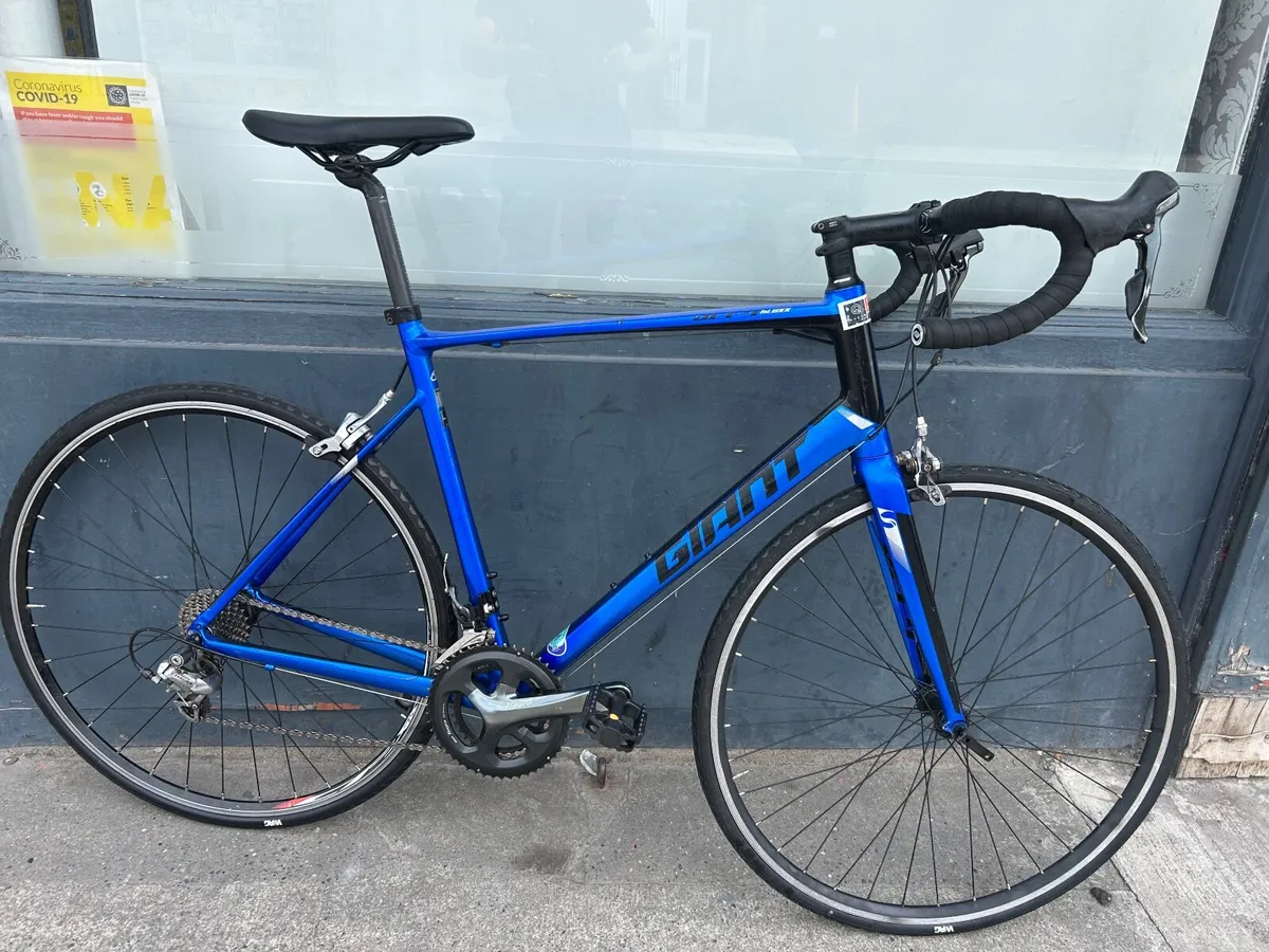 Giant Defy aluxx ❗️Open 7 days ❗️ - Image 1