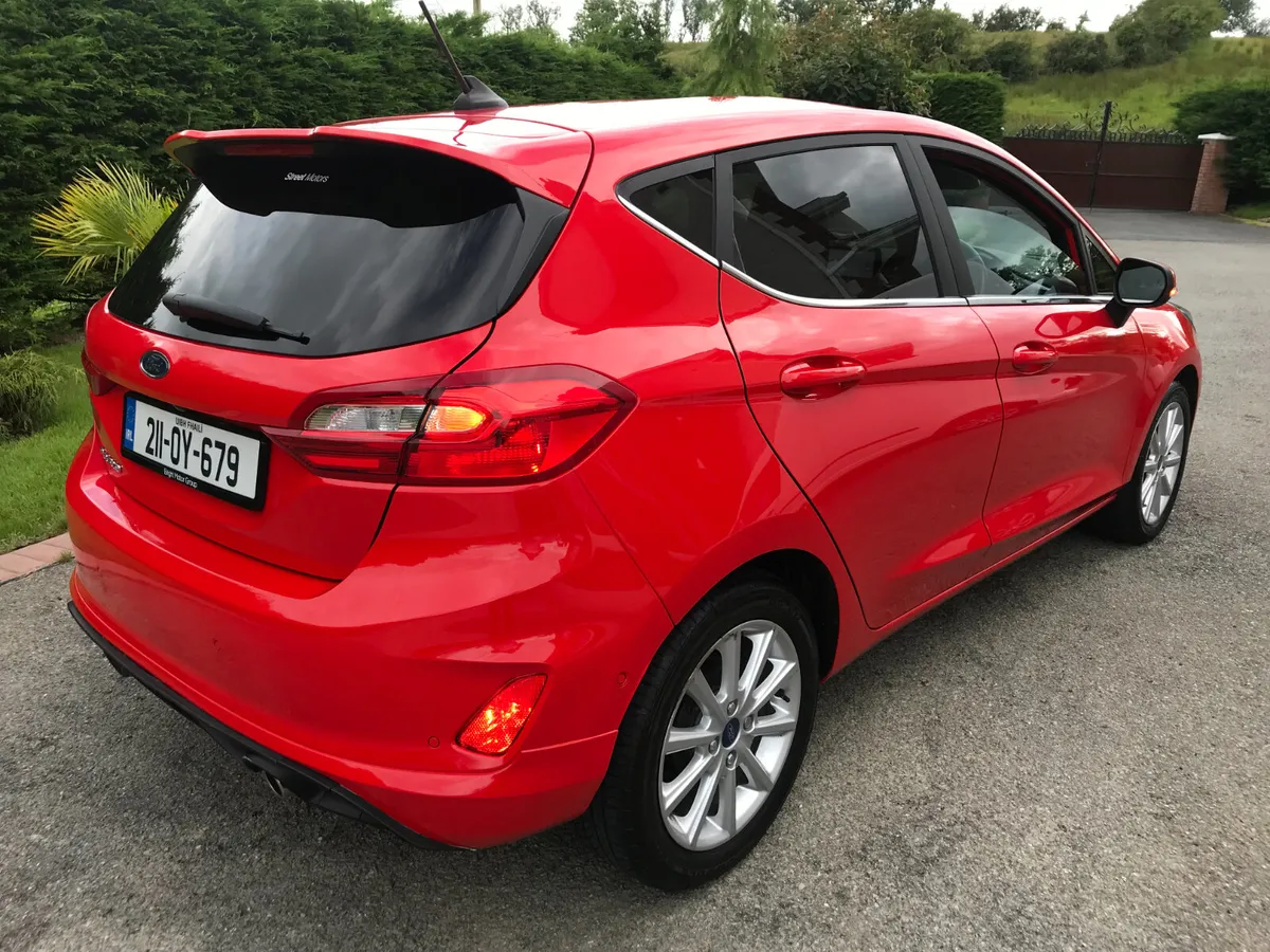 211 Ford Fiesta Titanium 1.0L Ecoboost - Image 3