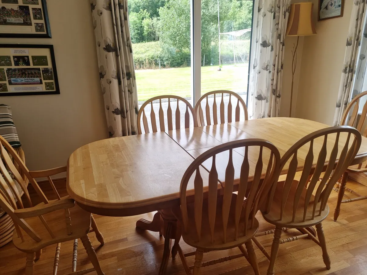 Table & Chairs - Image 1