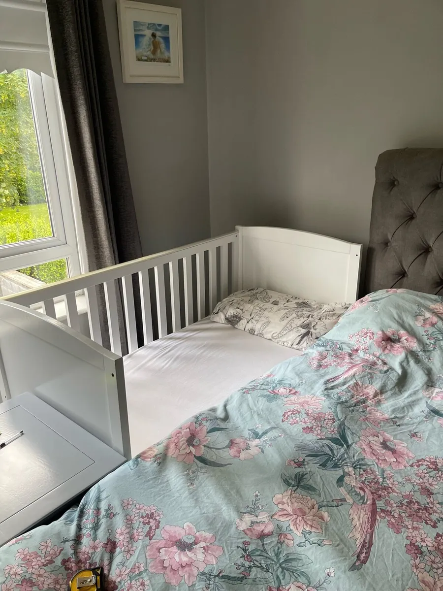 Cot bed - Image 2