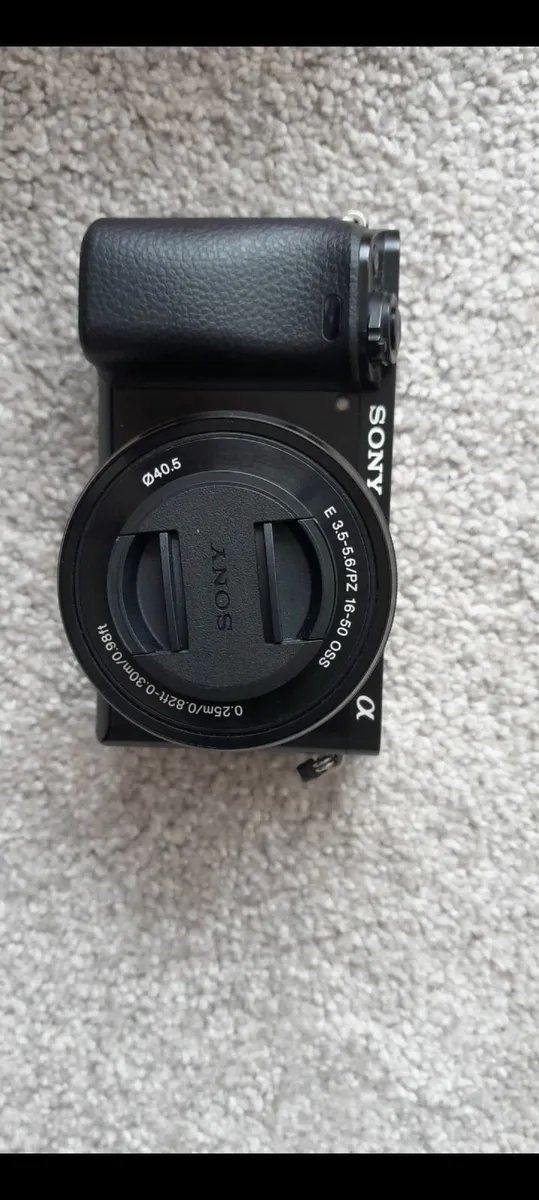 Sony mirrorless camera 6000. - Image 3