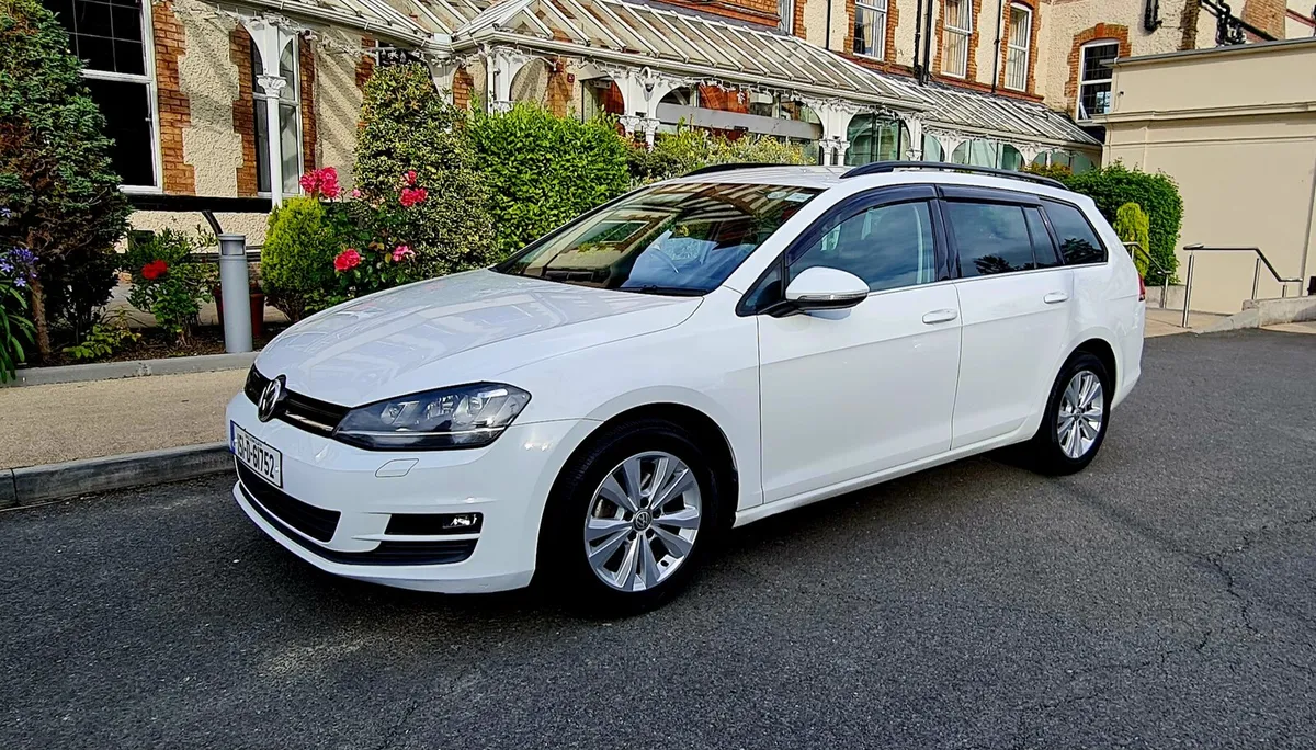 Stunning Golf 1.2 Automatic Estate - Image 1