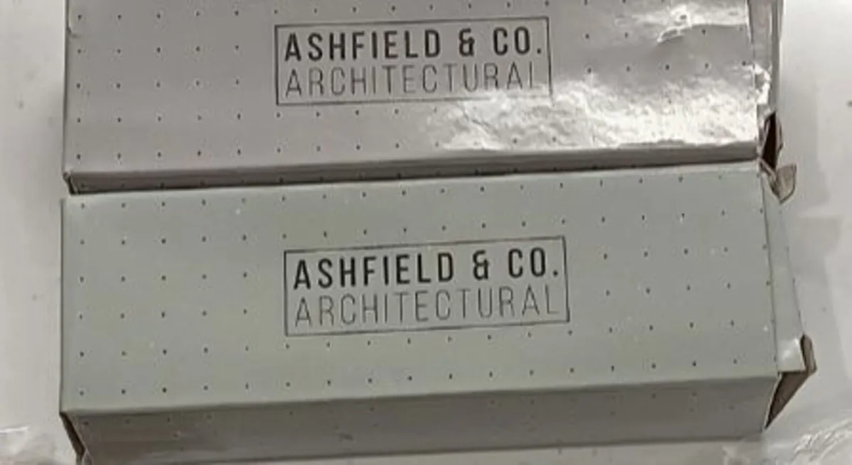 Door Hinges (set of 9) New - Image 3