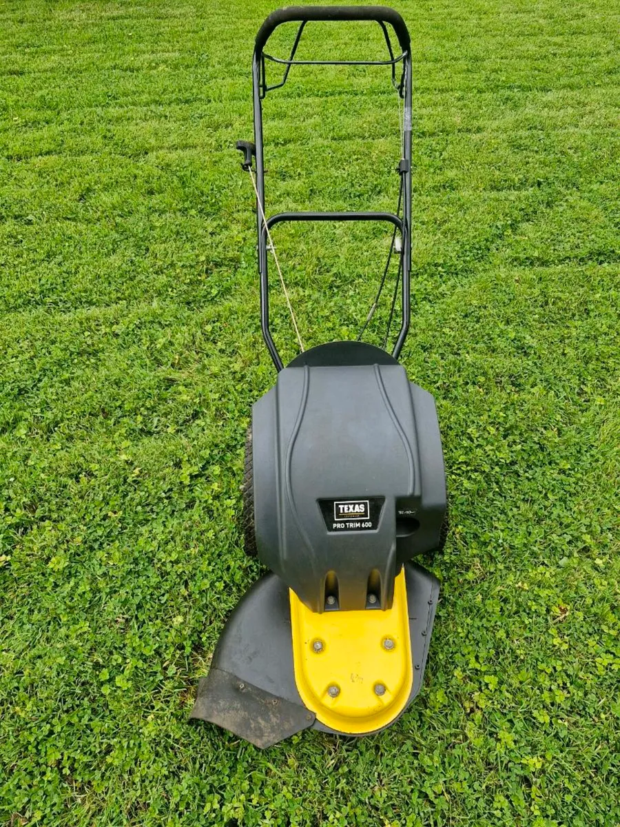 Wheeled strimmer - Image 1
