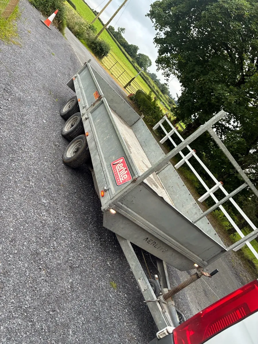 Aerlite tri axle trailer - Image 3