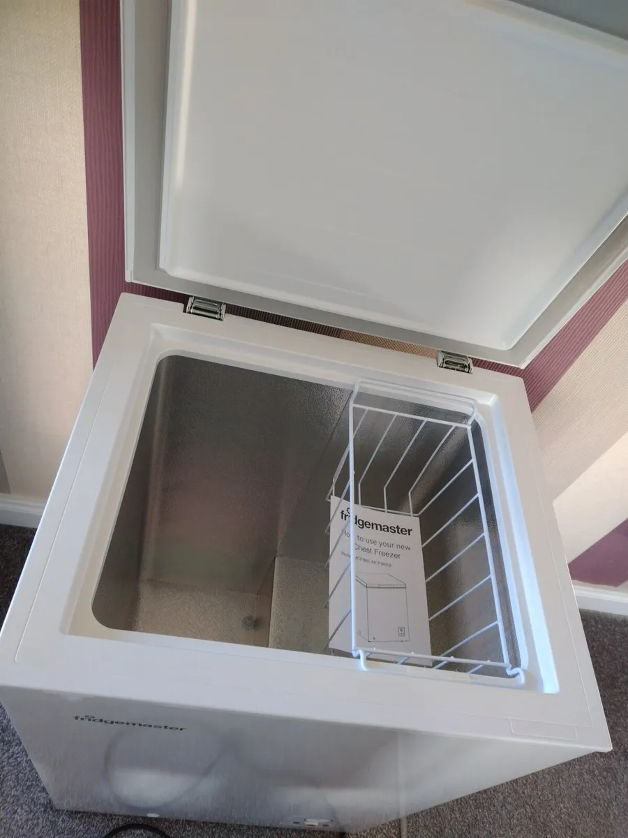 98Litre Box Freezer/ Under Counter Freezer €120 - Image 4