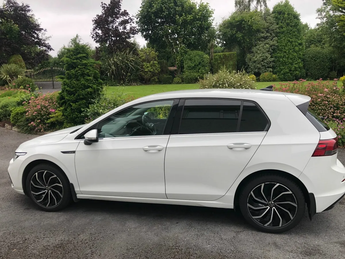 VOLKSWAGEN GOLF 2.0 TDI STYLE VAN - Image 4