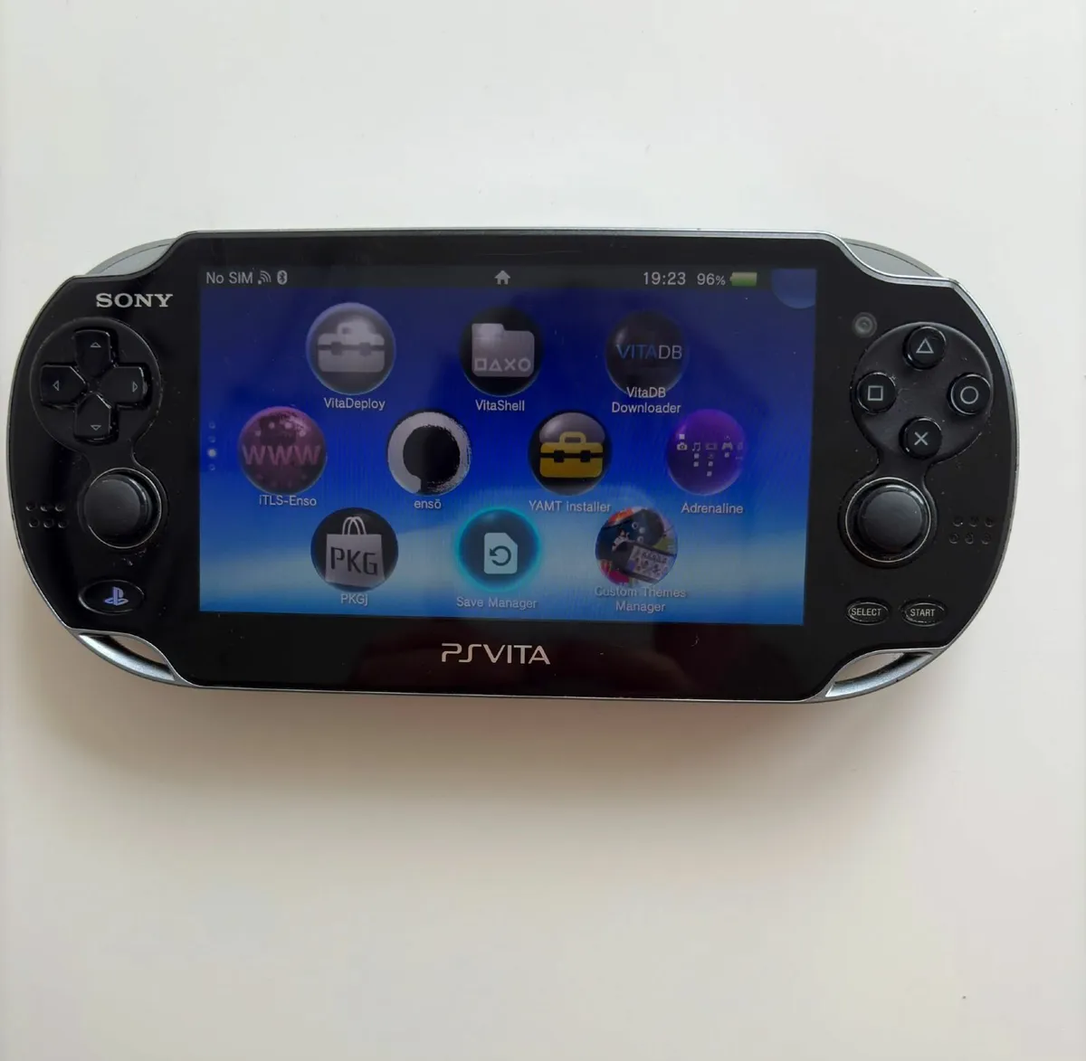PS Vita model PH 1103 (modded) - Image 1