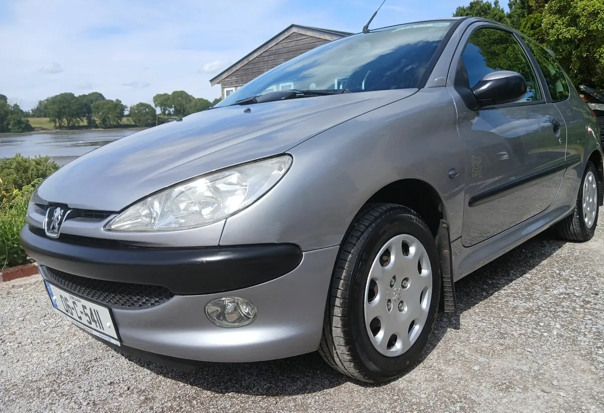 Peugeot 206 1.1 Pop Art - 2006 - Image 2