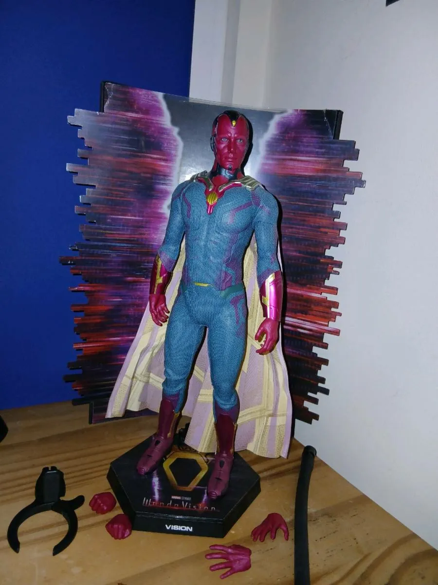 Hot Toys Vision from Marvels WandaVision - Image 4