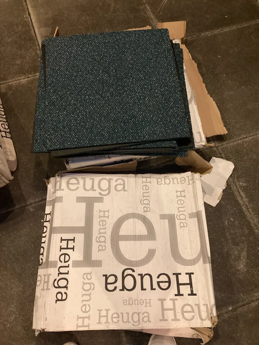 Heavy duty Carpet tiles, rubber base - Image 1