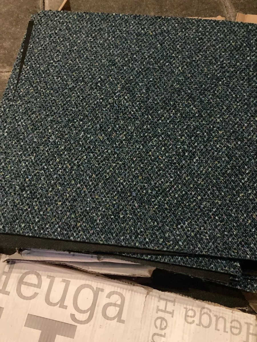 Heavy duty Carpet tiles, rubber base - Image 2