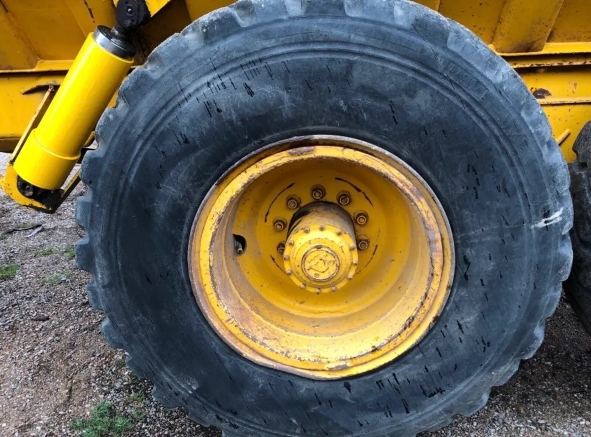 Wanted Volvo 861 dumper wheels